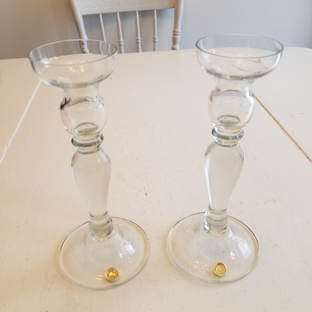 Set of 2 Beautiful Roumania Glass Candlestick Candleholders
